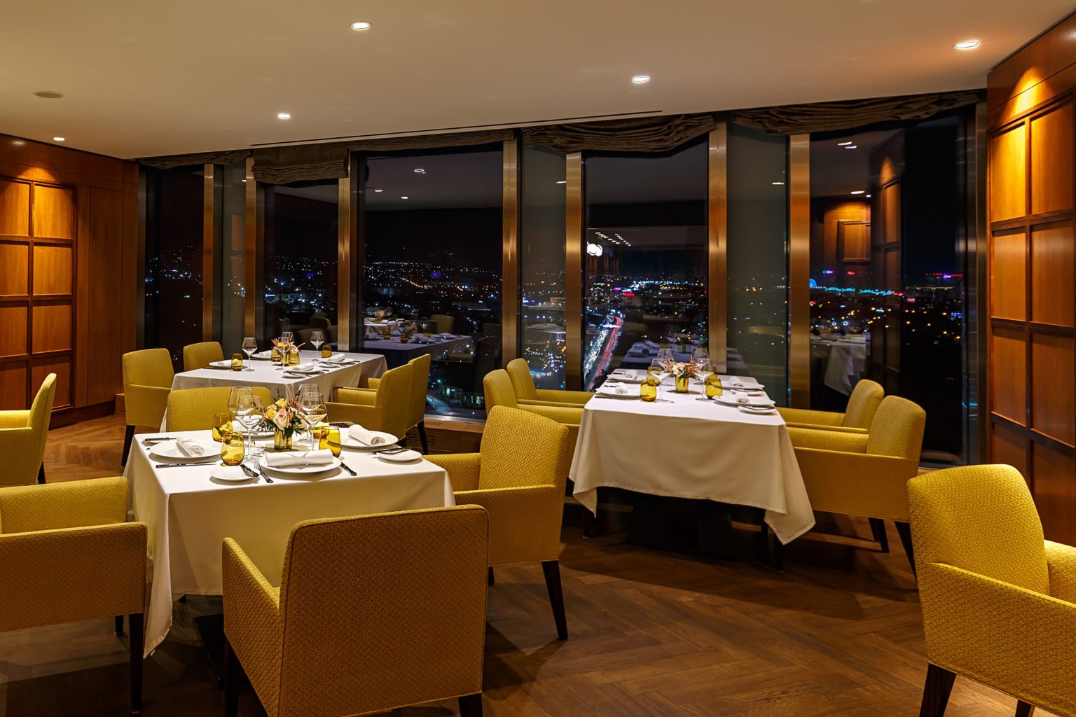 Ritz Carlton Almaty Seven Bar