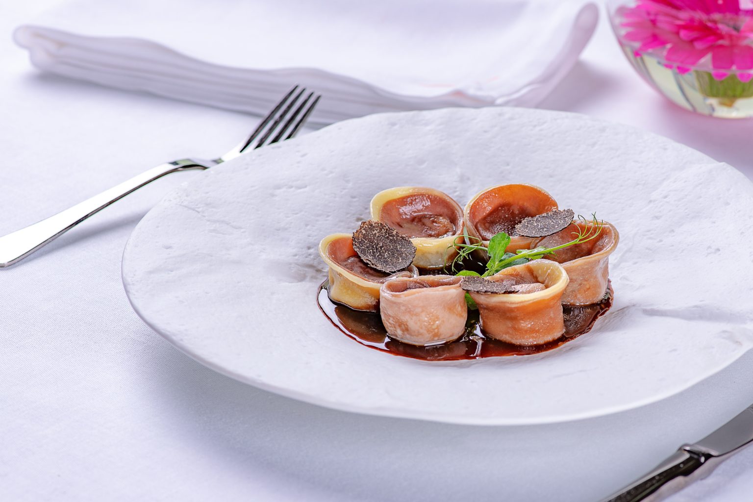 Ritz Carlton Almaty Seven Bar
