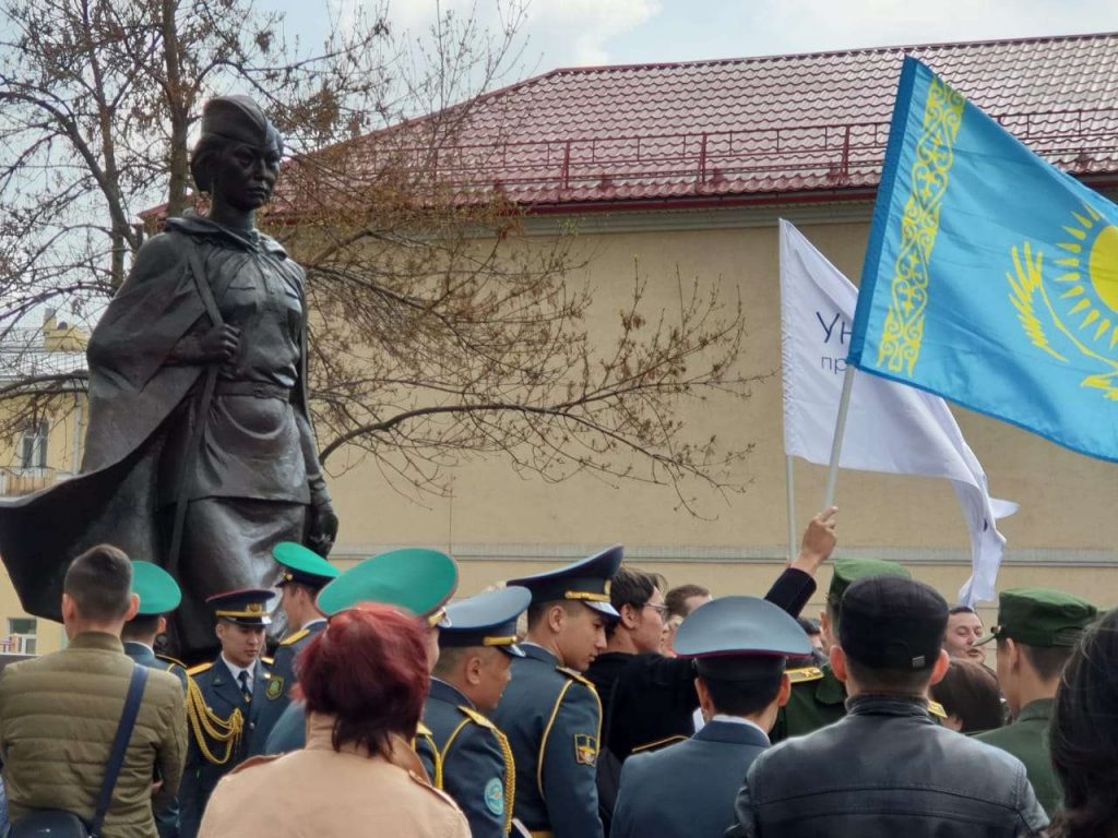 Алия Молдагулова памятник Санкт-Петербург Вторая мировая героиня война история память