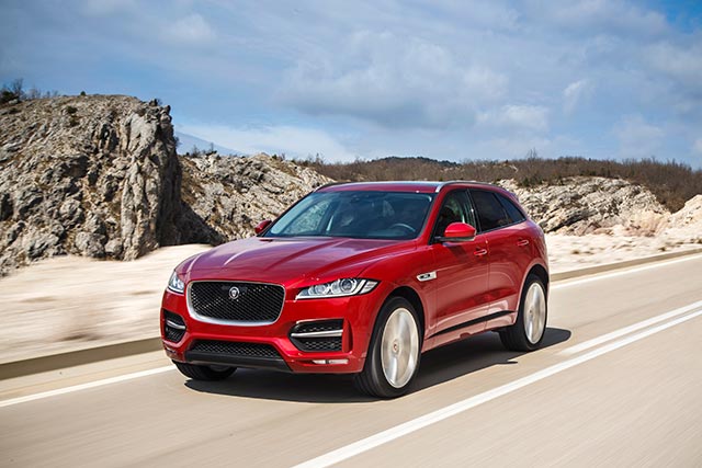 автомобили для путешествий машины дороги авто Jaguar F-Pace 2.0 R-Sport