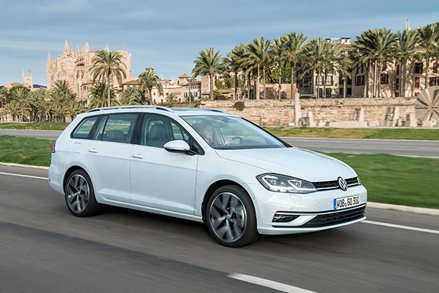 Volkswagen Golf Variant автомобиль машины путешествия дороги