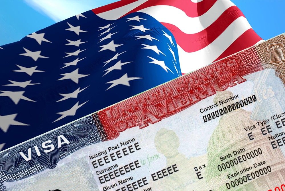 виза США соцсети просмотр аппликанты иммиграция документы путешествия
