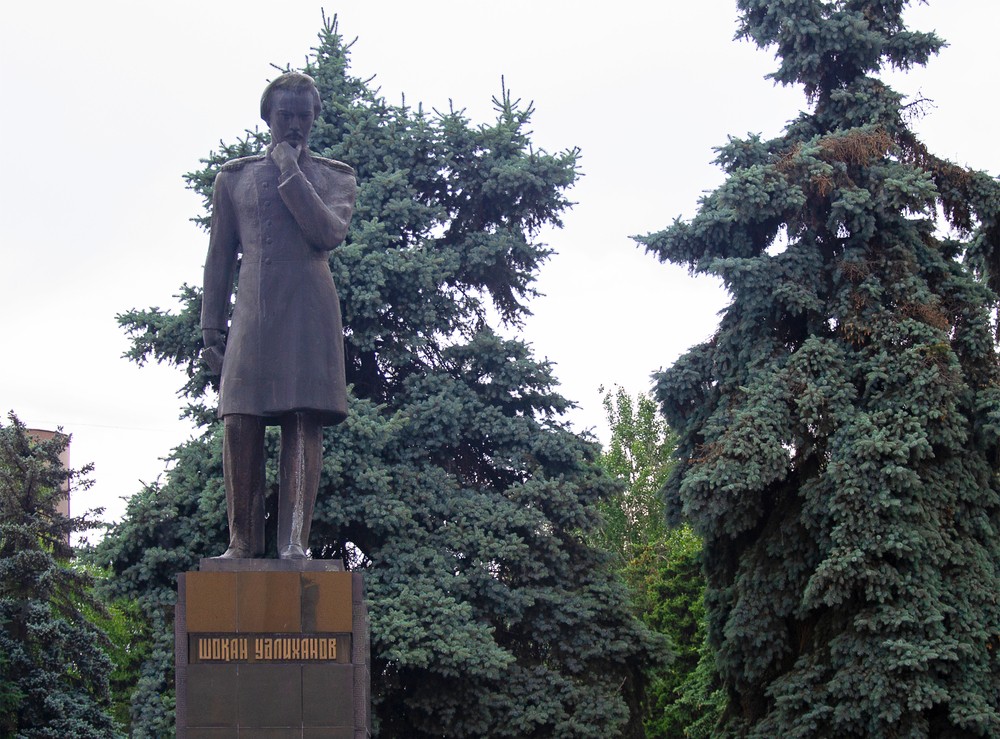 Абай Кунанбаев Чокан Валиханов Казахстан история писатели просветители встречались ли