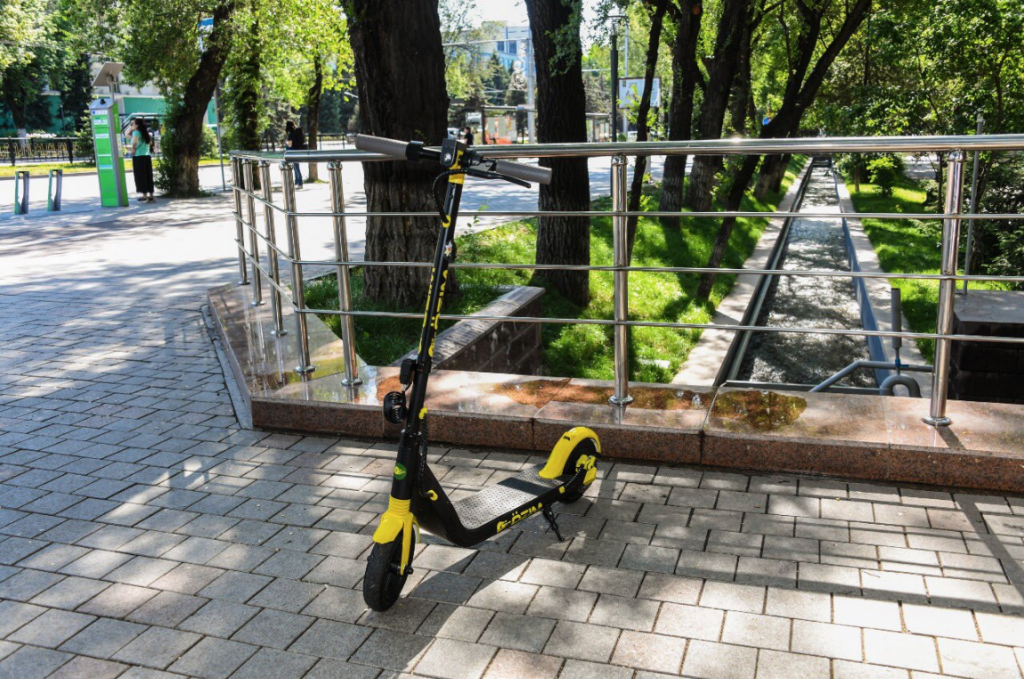 электросамокаты Алматы Казахстан аренда транспорт город передвижение 