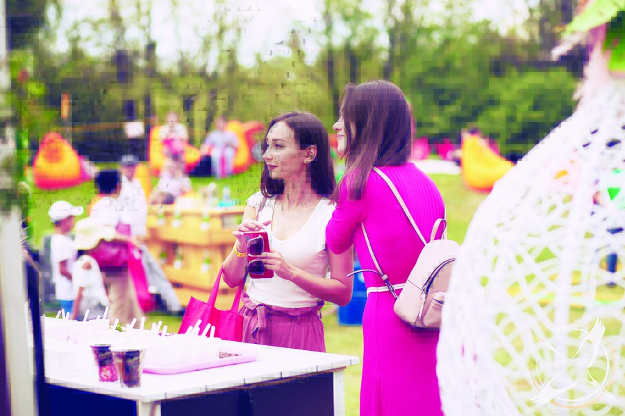 Esquire Picnic