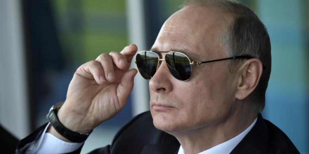 Путин шпион