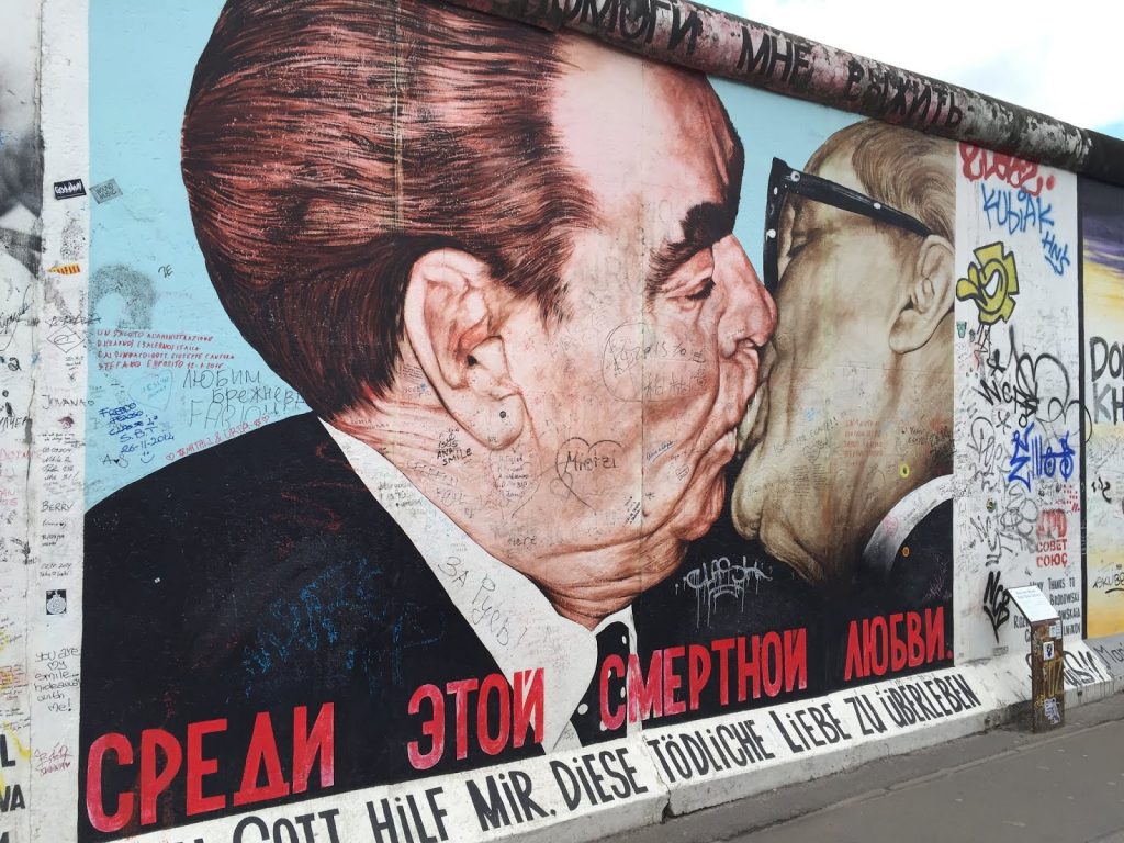 Берлинская стена Брежнев