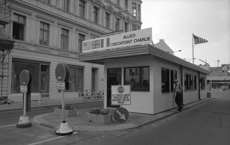 КПП Чекпойнт Чарли