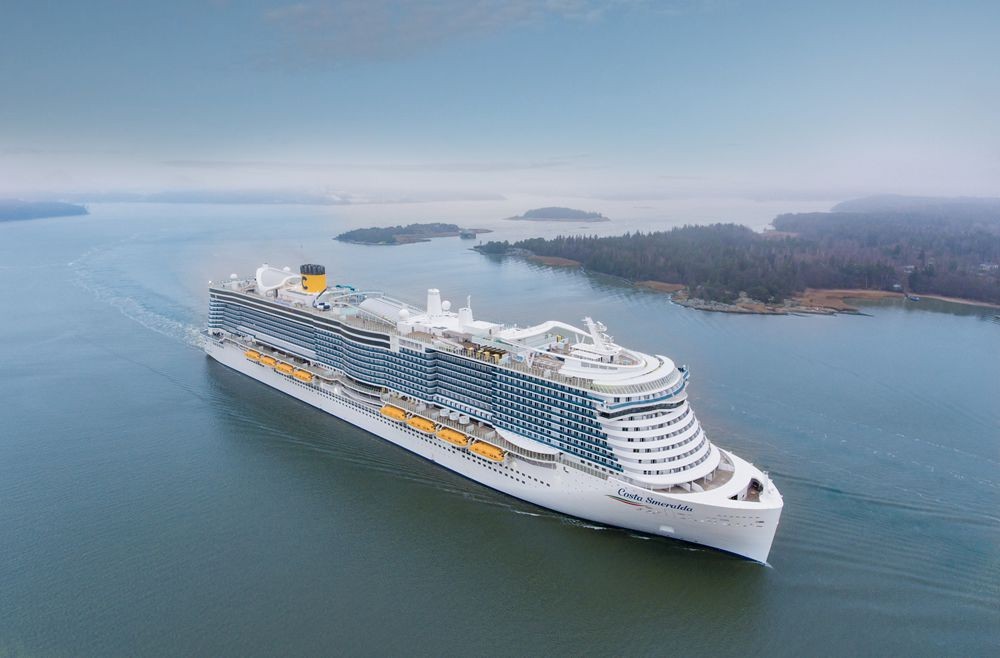 круизный лайнер