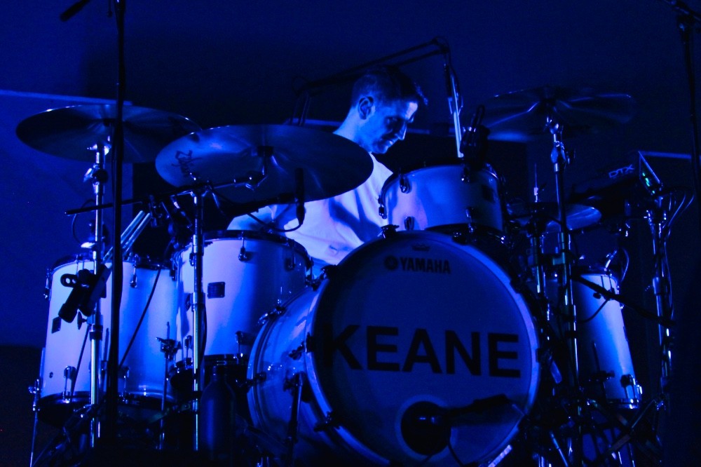 Keane барабанщик концерт 