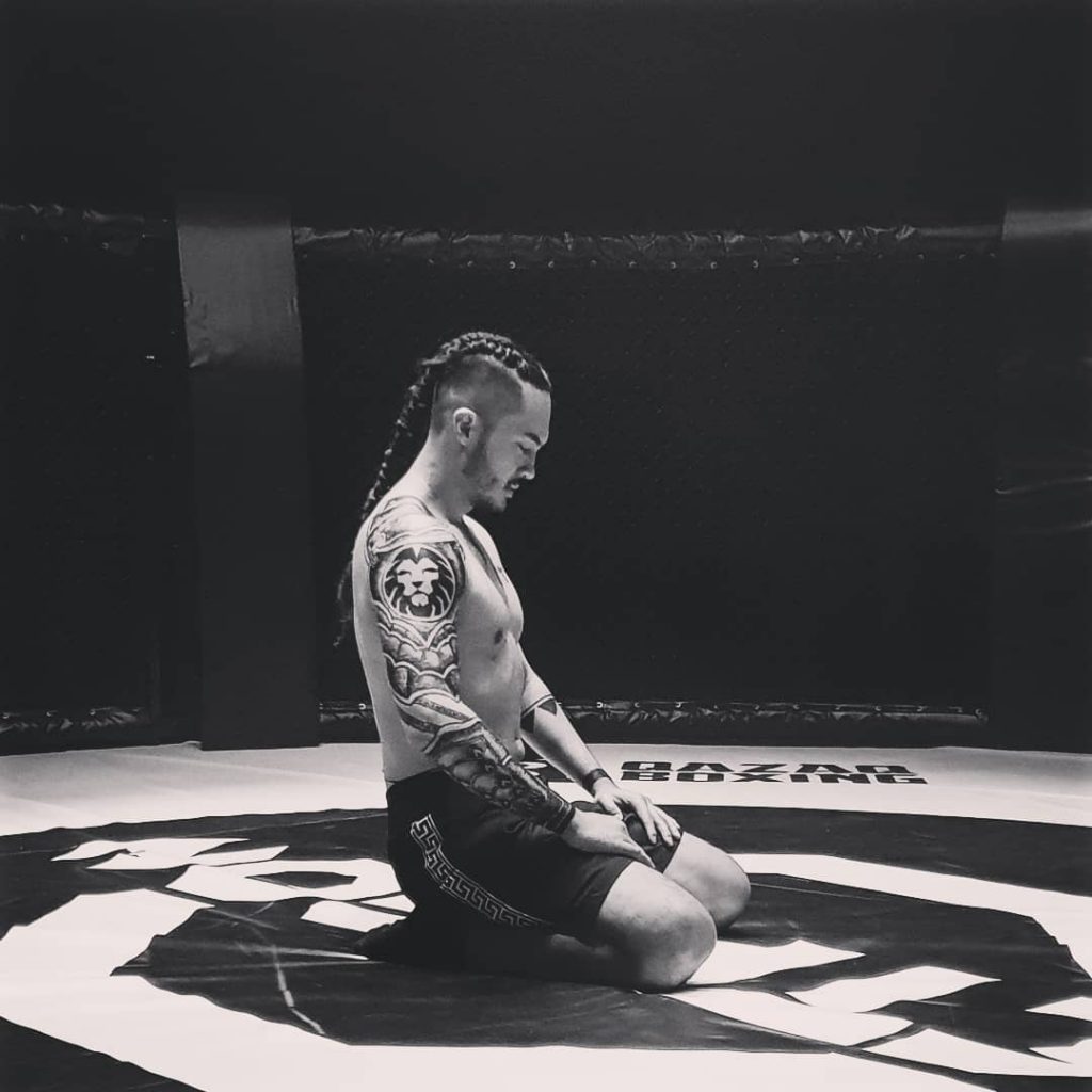 Санжар Мади в фильме Бой Атбая