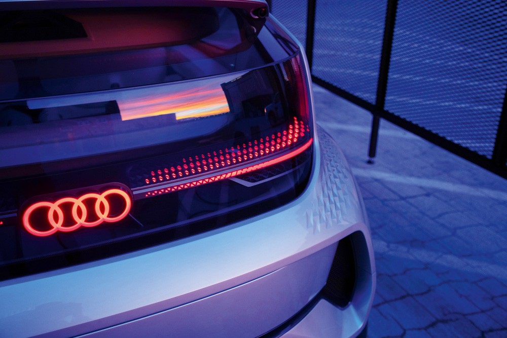 Audi AI: ME вид сзади