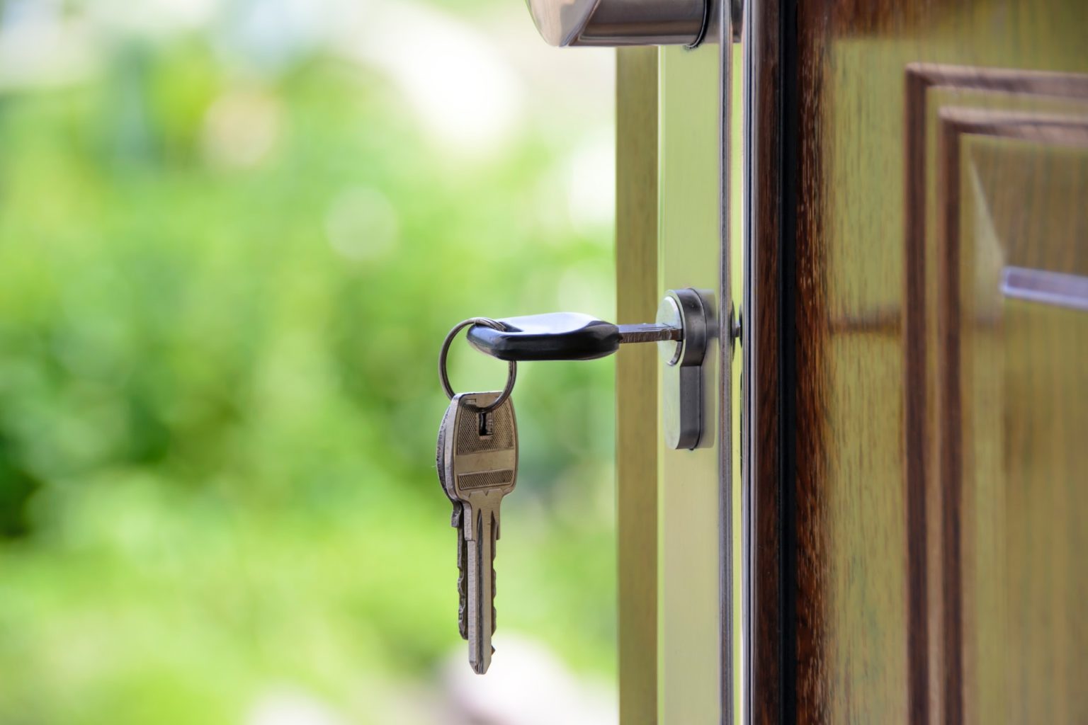 почему упали продажи квартир