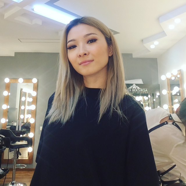 Новокузнецктегі жалаңаш қыздардың суреттері