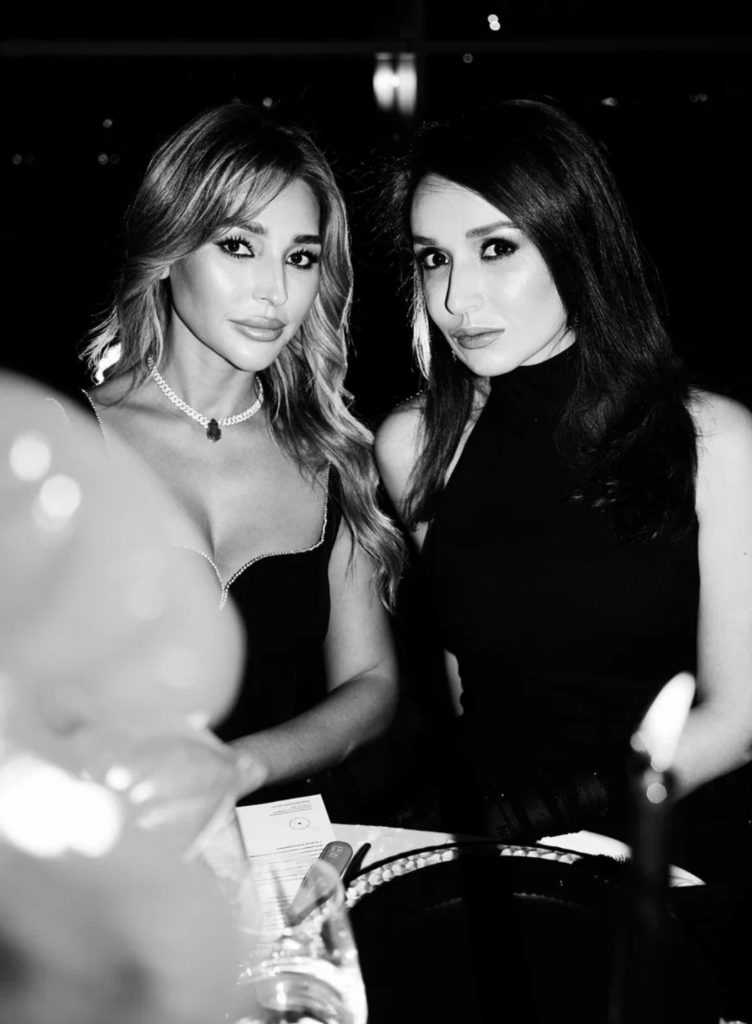 Гинекологтағы қарт порно