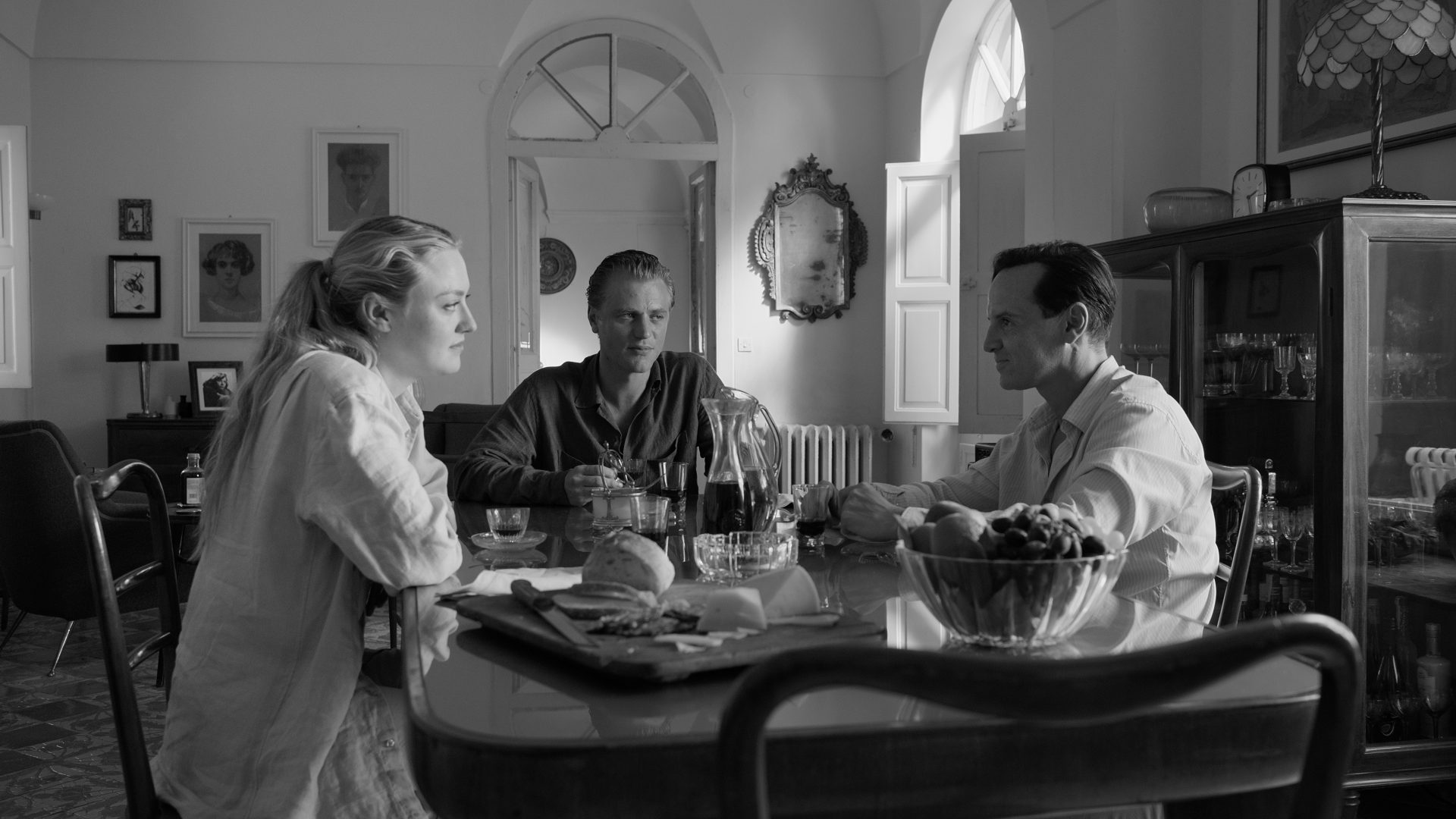 сериал «Рипли»