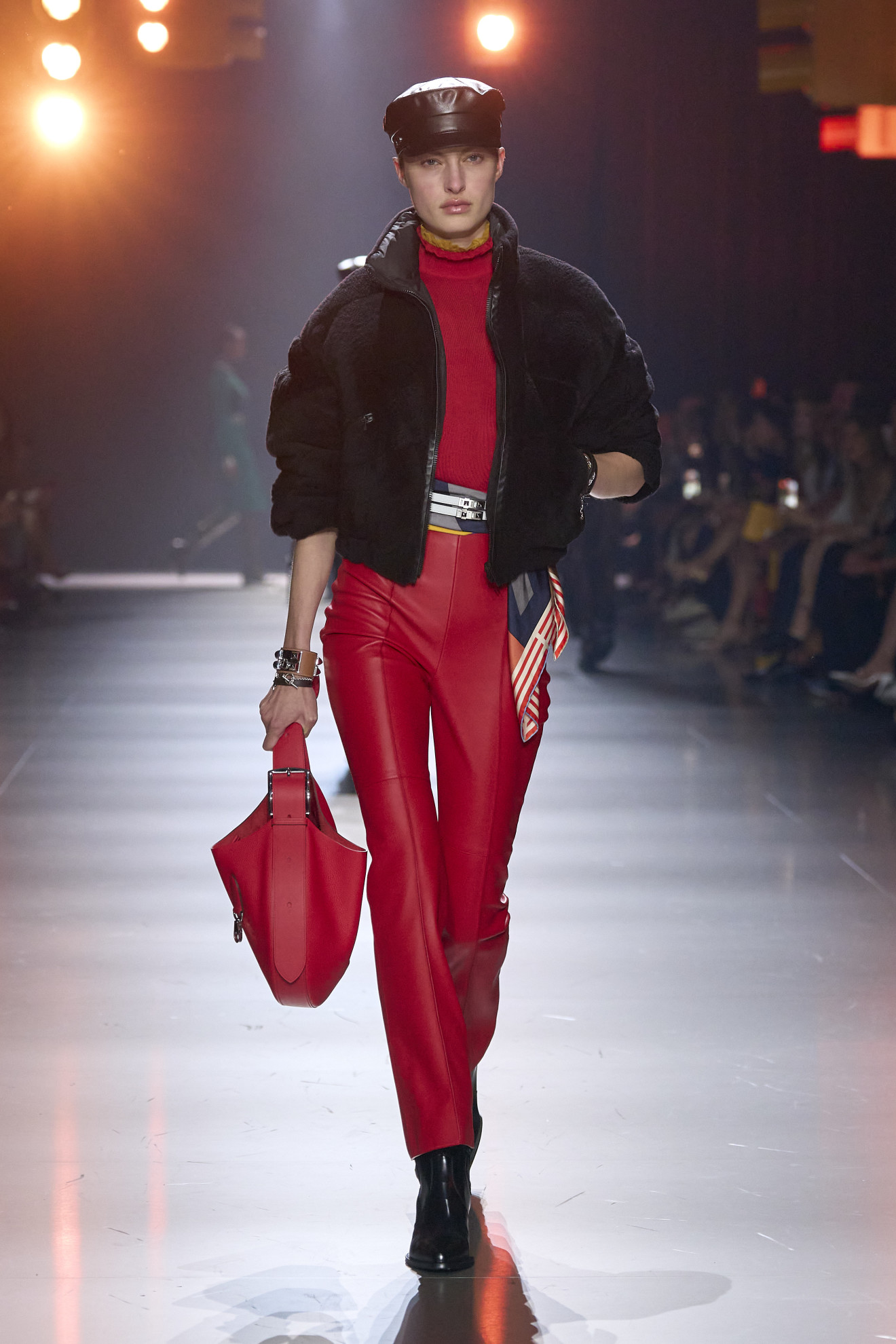 осенне-зимний показ Hermès 2024